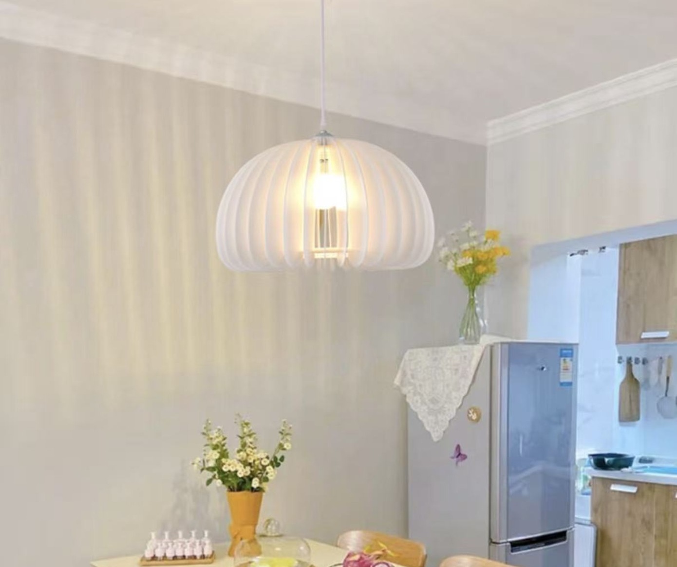 Ribbed Shade Pendant Light 002