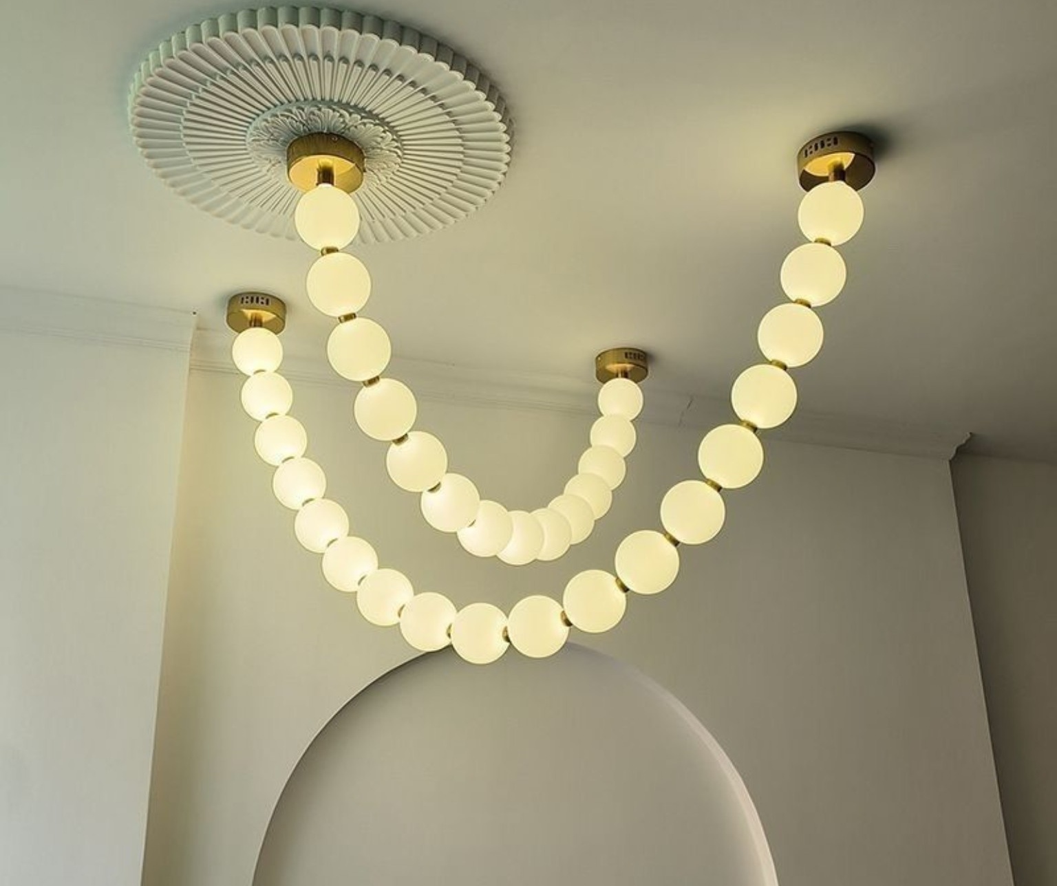Multi-Light Globe Chandelier 009