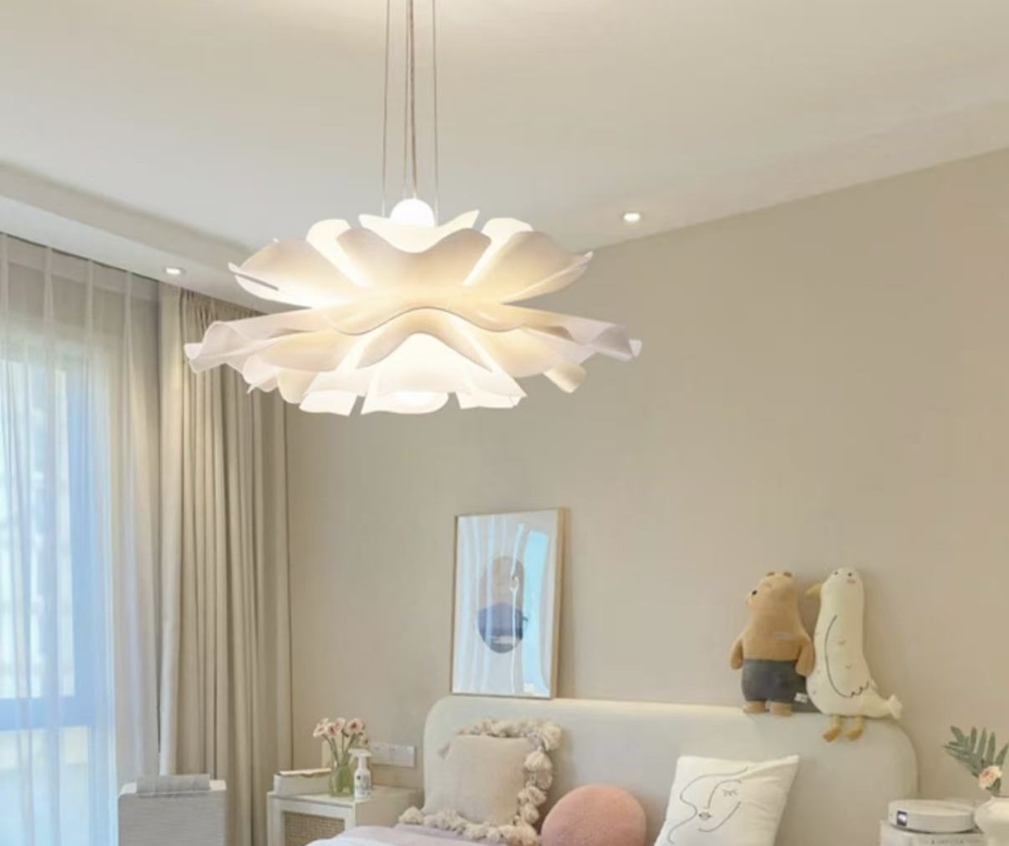 Lotus Petal Pendant Light 059