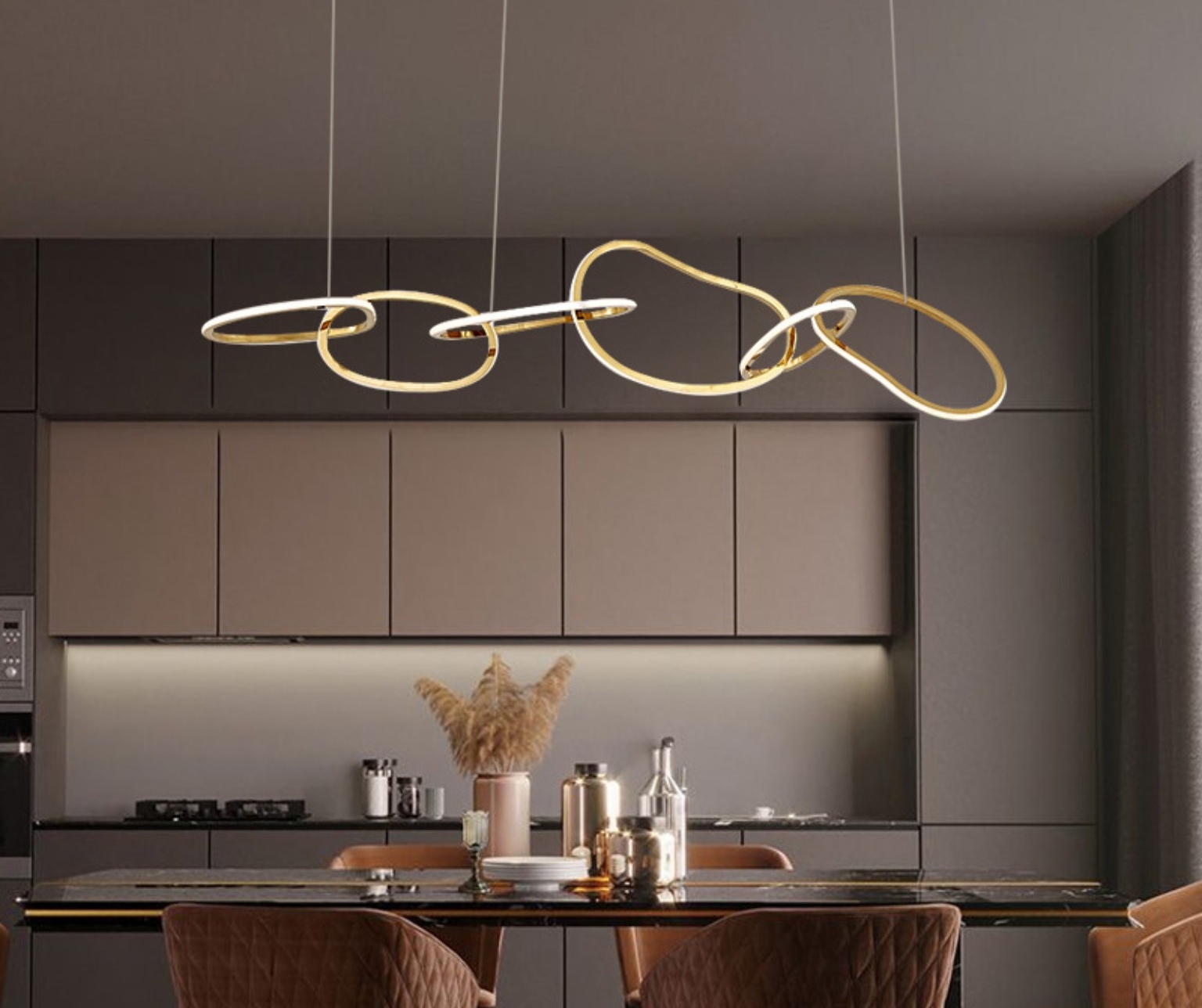 Sculptural Linear Pendant Light 109