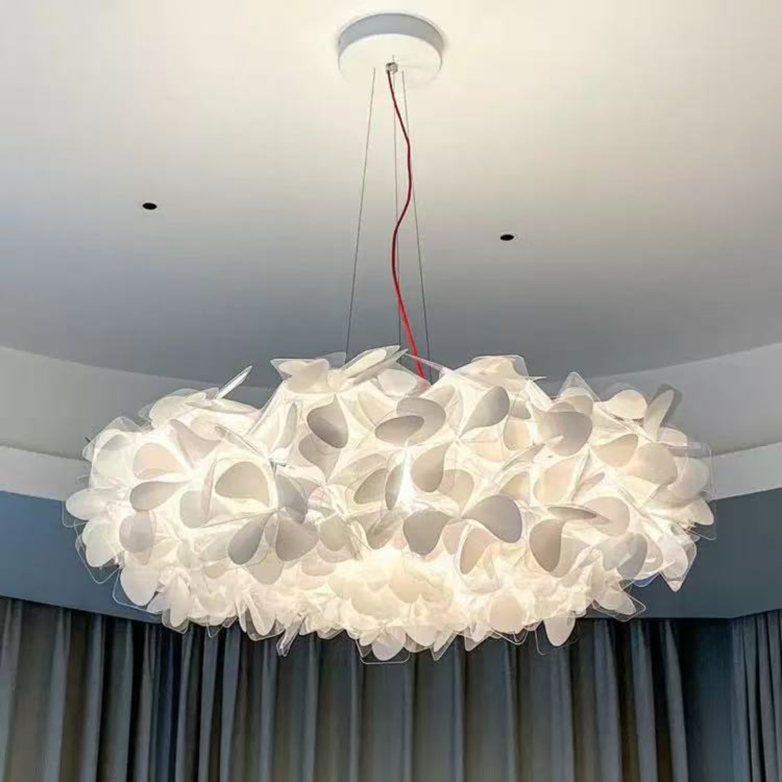 Cloud Petal Ring Chandelier 120